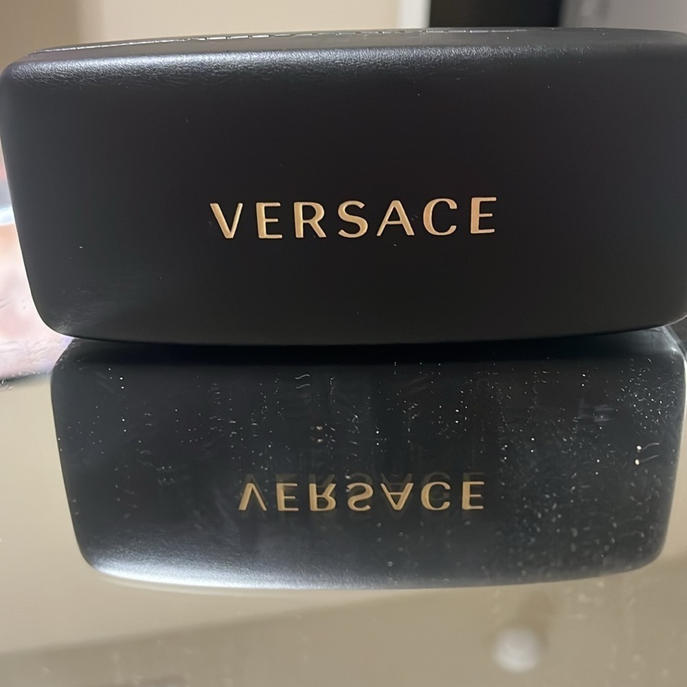 Versace Women’s Black Sunglasses Case, Black Velvet Interior - Picture 2 of 9